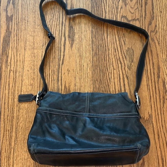 Vintage 80’s Coach Patricia Legacy Crossbody - Picture 1 of 7